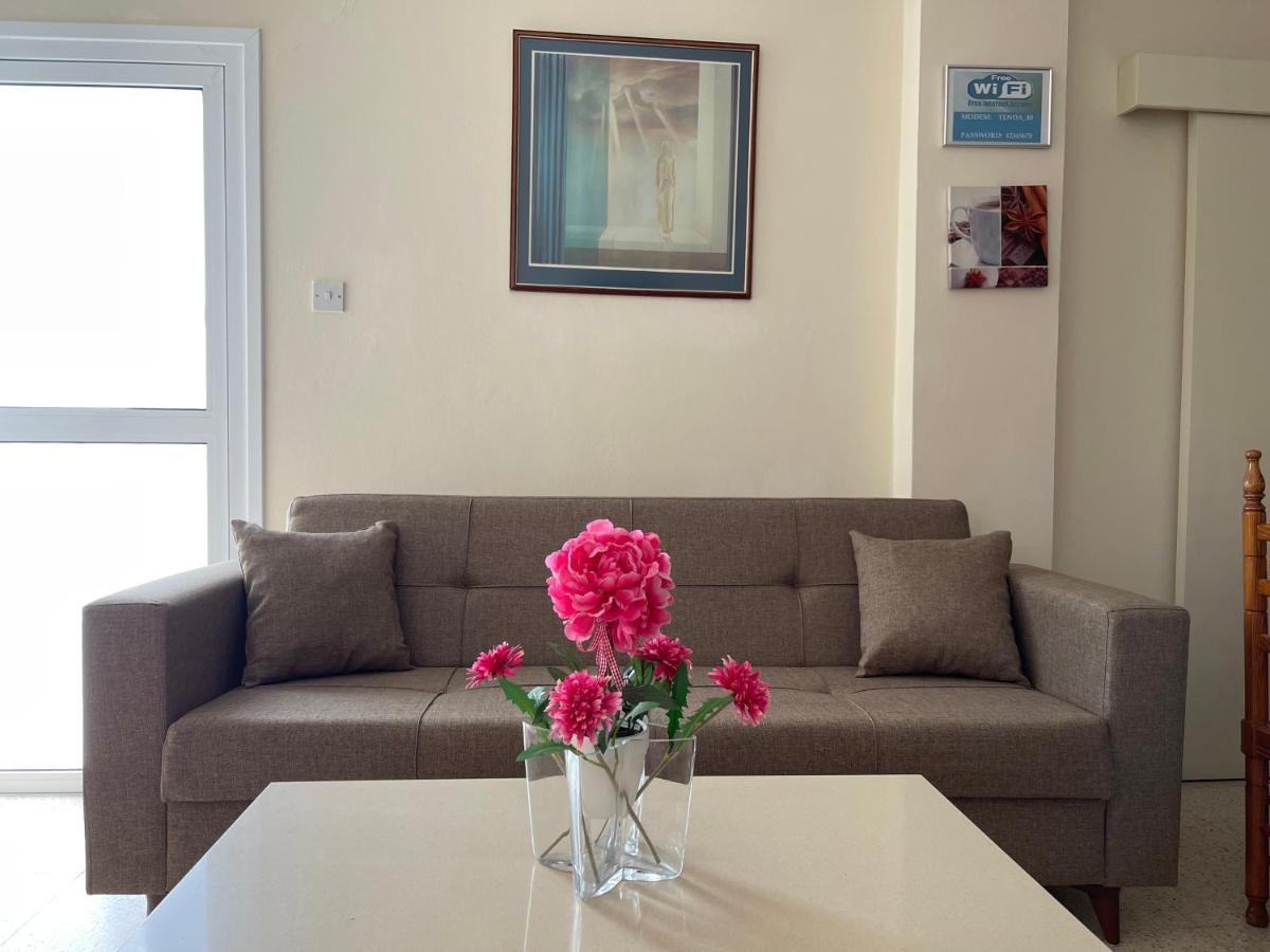 Terpsithea Apartments Ayía Nápa Extérieur photo