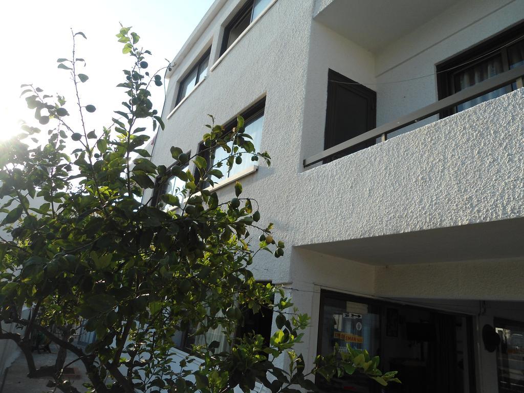 Terpsithea Apartments Ayía Nápa Extérieur photo